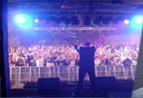 Rave crowd